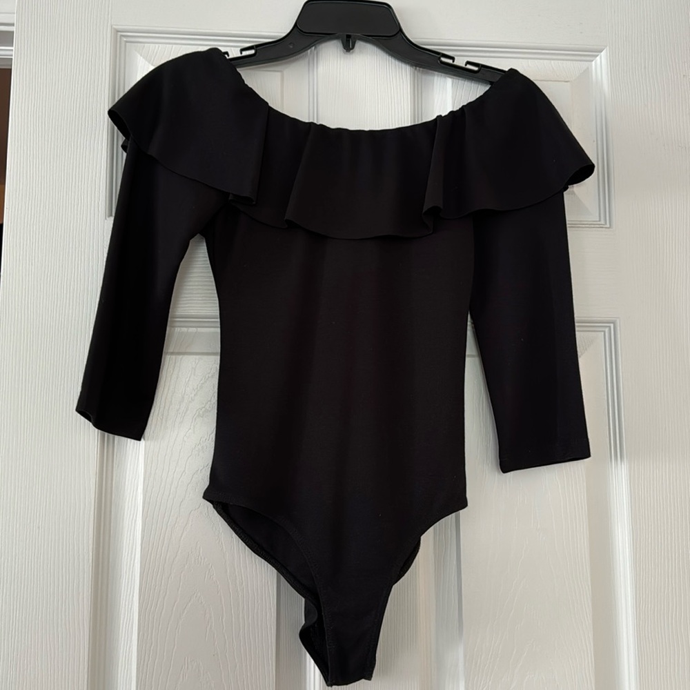 Zara off the shoulder 3/4 length sleeve bodysuit